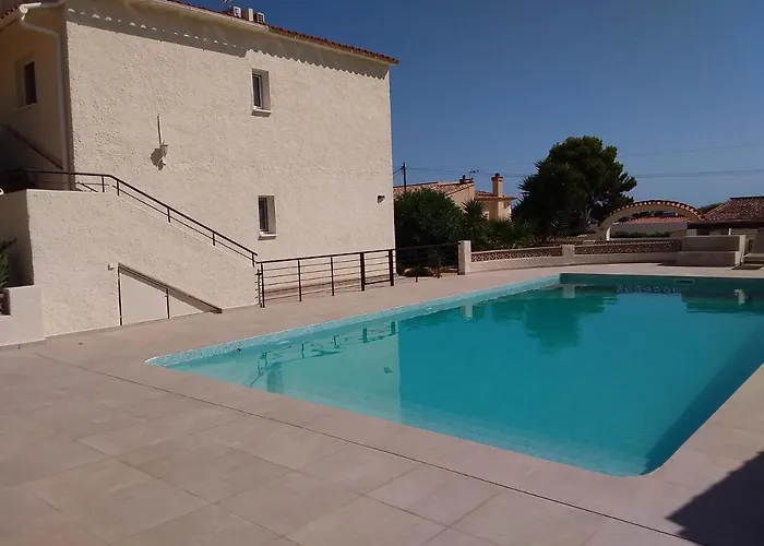 Lannister - Azulenacalpe Villa *